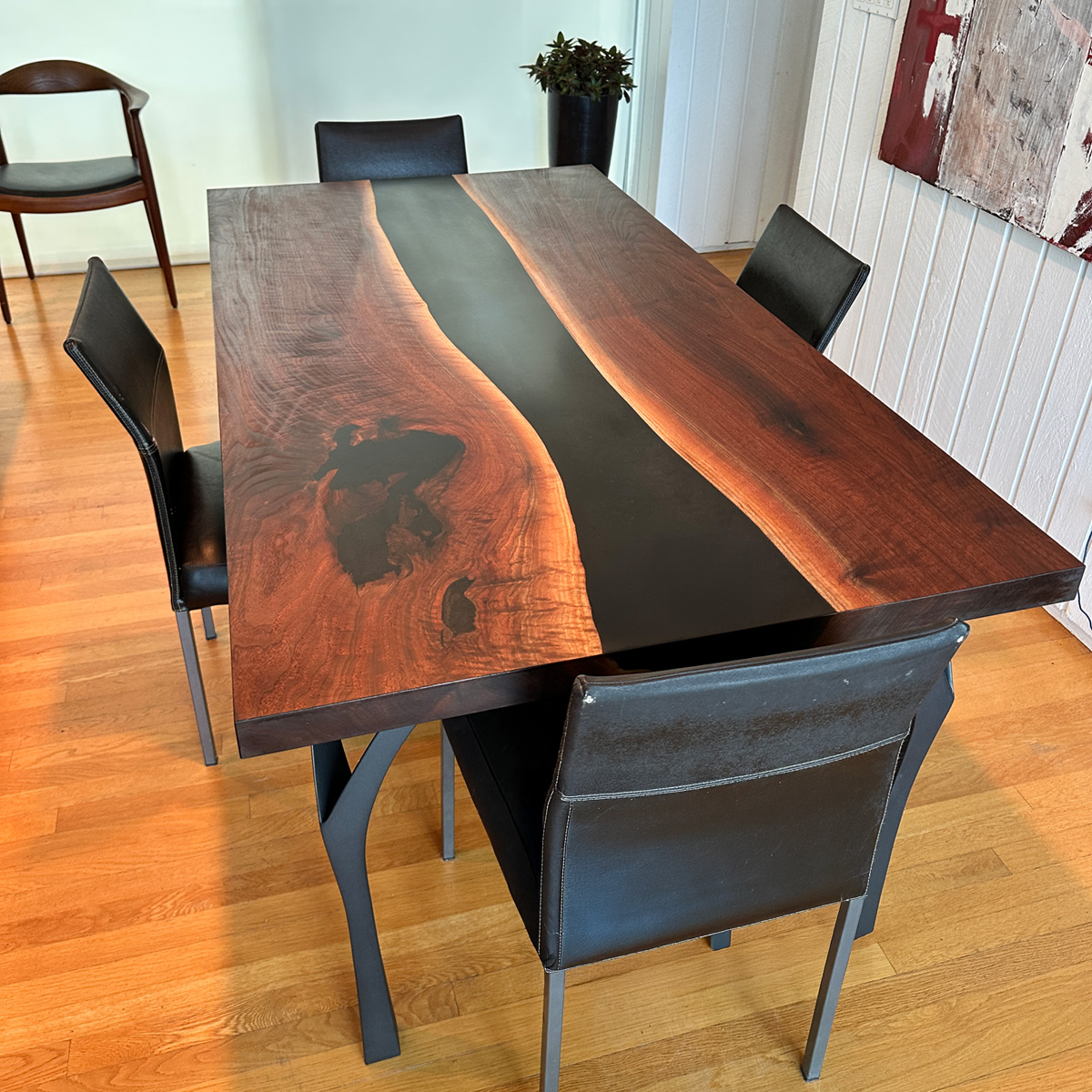 custom table : Walnut River Table